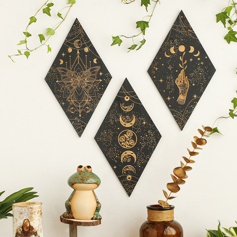 Geometric Carved Wooden Triang - Geometric Shelf Triangle incelemesi ve fiyatı