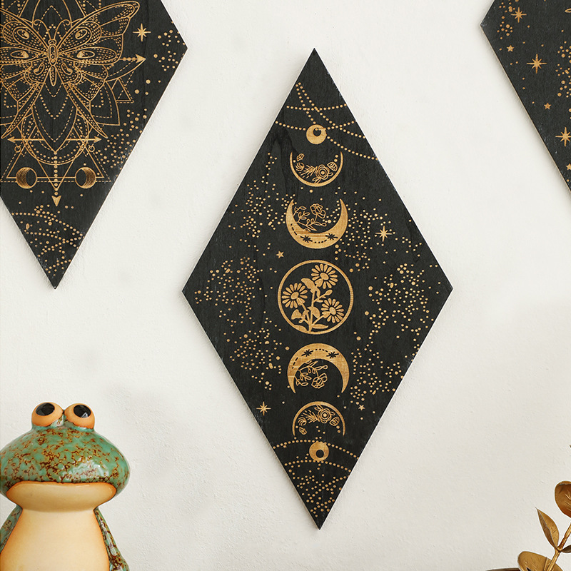 Geometric Carved Wooden Triang - Geometric Shelf Triangle incelemesi ve fiyatı